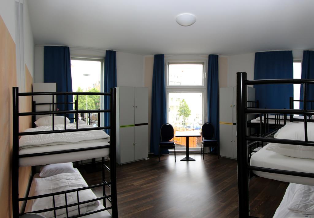 Hostel Big City